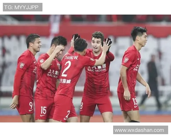 上海上港迎战江苏FC争夺中超联赛关键三分的激烈对决