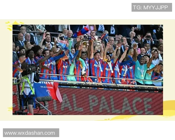 拉纳卡与特伦辛的精彩对决揭示足球战术与团队合作的重要性